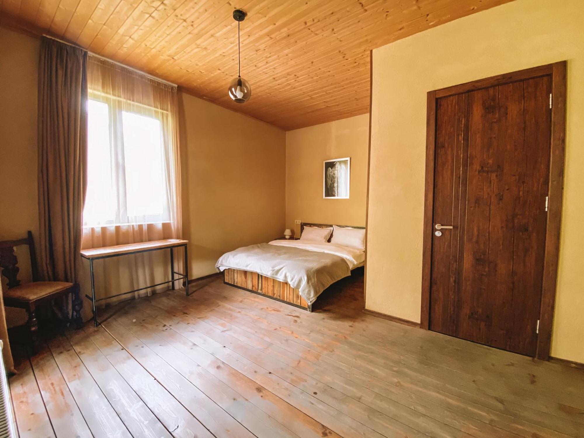 Arte In Kazbegi Hotel Екстериор снимка